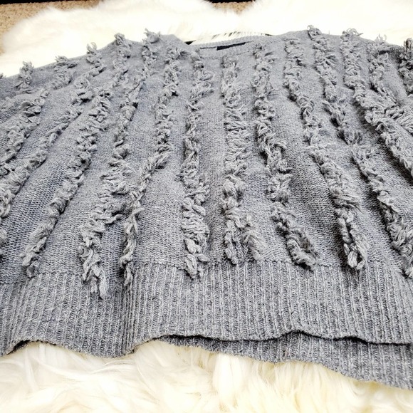 Lumiere Gray Knit Wool Blend Long Sleeves Contemporary Sweater New Size Large - Picture 6 of 10